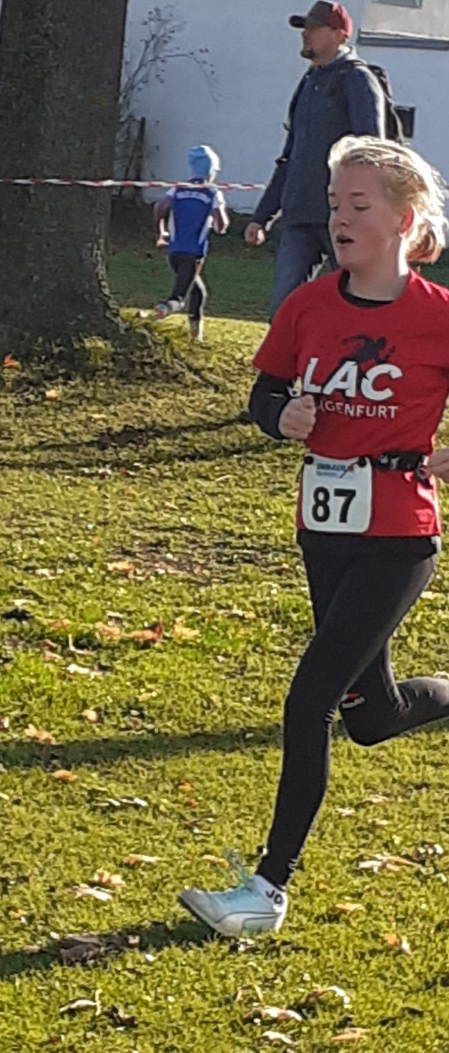 MarlenStaudacherCrossB2019Staudacher (2)