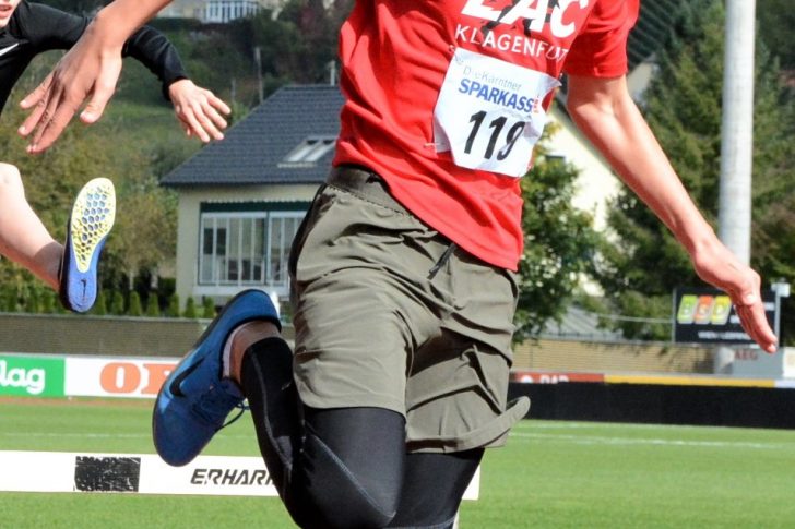 JulianHacklHürden2019Golger