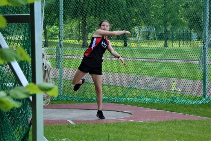 LenaCidejDiskusLeibnitz2020Golger