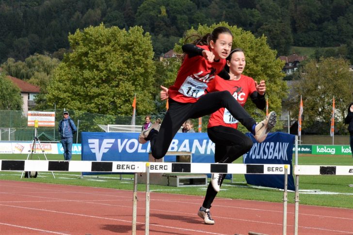ElisabethGolgerLenaCidejHürden2019Golger