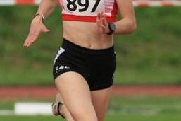 ElisabethGolger400mGraz2021Riedenbauer