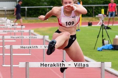 lorenaMiklauhürdenVillach2021MartinaAlbel