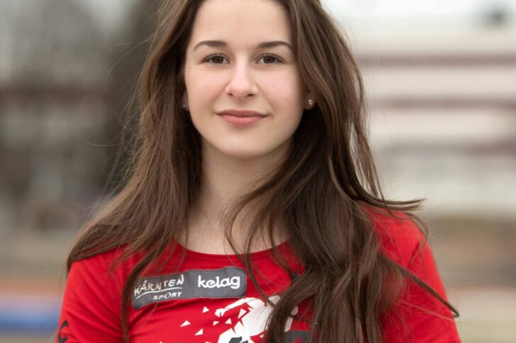 ElisabethGolgerPorträt2022Knauder-Fotografie