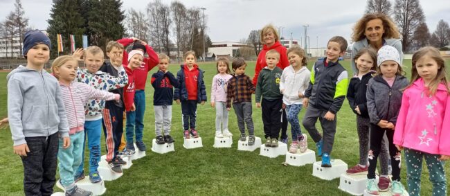 TeamKindergartenkinderTrainingsbeginn2022