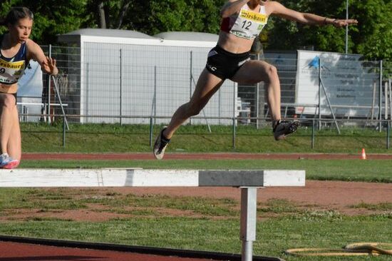 ElisabethGolgerHindernisÖMSWienA2022Golger