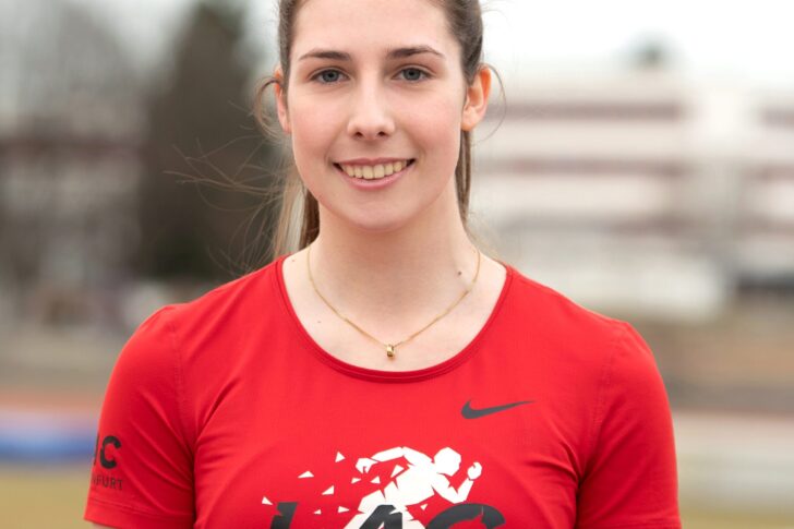 SelinaElbischgerPorträt2022Knauder-Fotografie