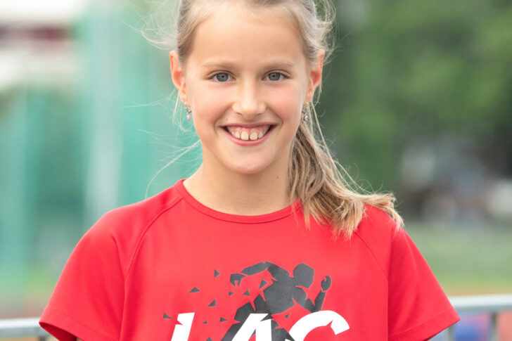 RomyKuryrPorträt2022Knauder-Fotografie