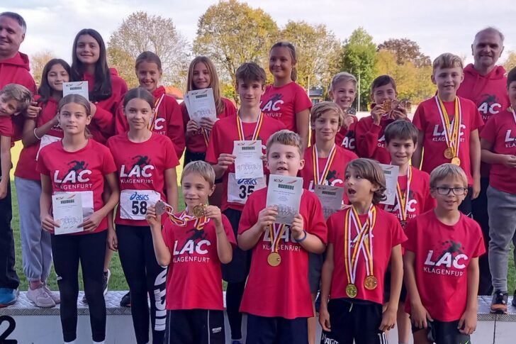 TeamKTKMSVillachCMedaillen2022Kury