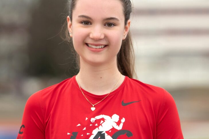 NinaSchneiderBPorträt2022Knauder-Fotografie