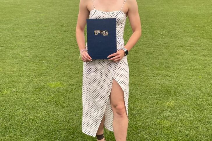 LorenaMiklauMatura2023zVg