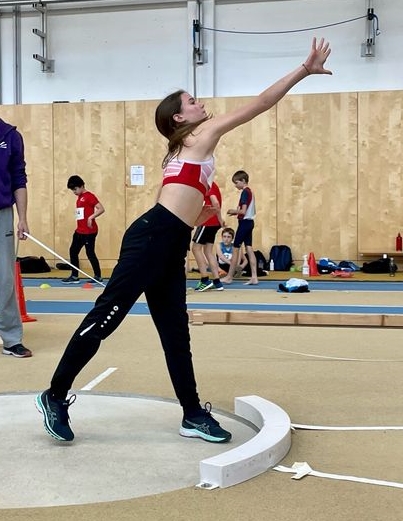 NinaSchneiderKugelInnsbruckB2022Schneider