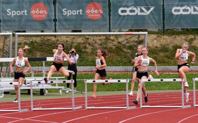 ElisabethGolger300mHürdenÖMSLinz2021ÖLVAlbel (2)