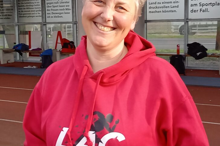 IngeRupachermitDiskus2024Gasper Inge Rupacher