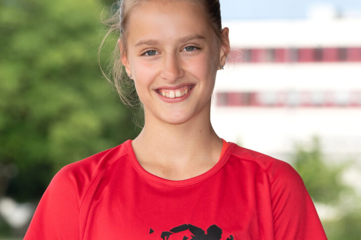 Romina Kury Romina Kury