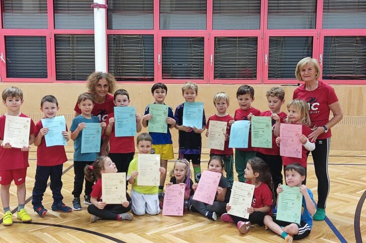 TeamKTWeihnachtswettkampfKindergartenkinder2024zVg