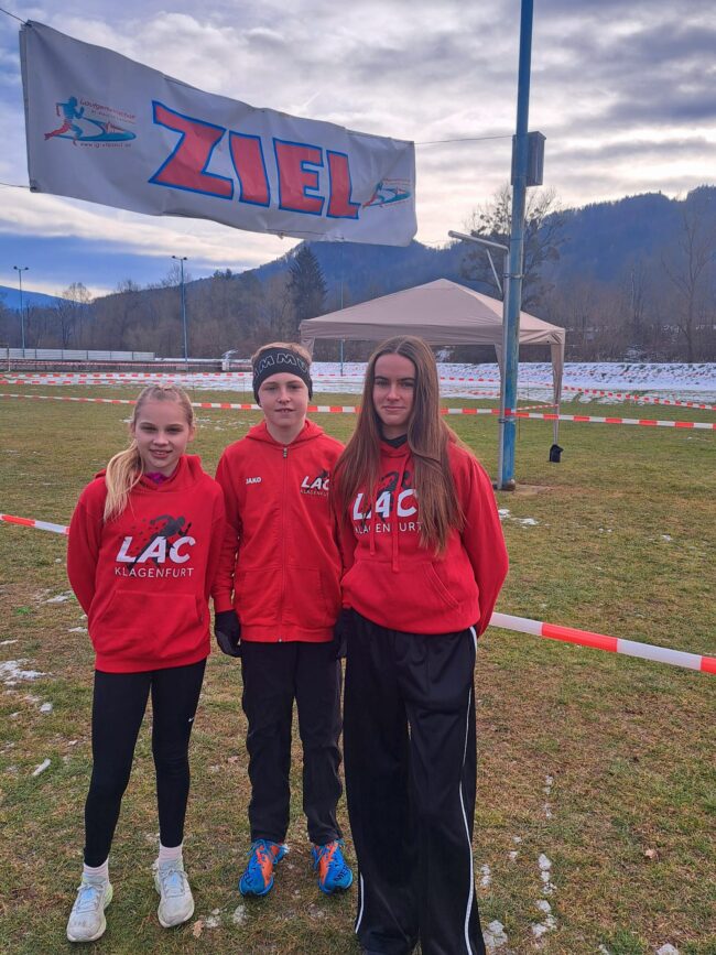 TeamCrossStPaulKinder2024Stessl