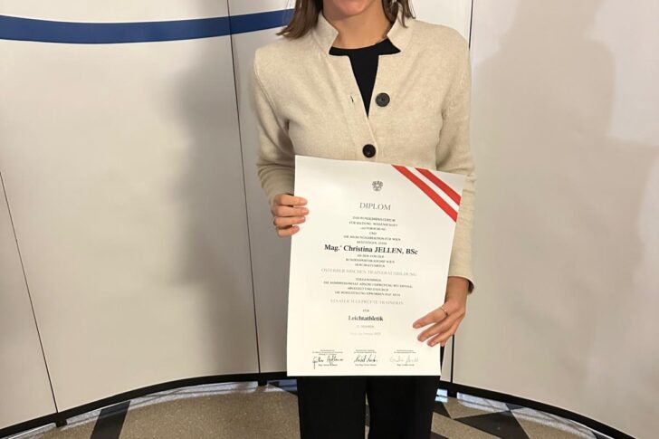 ChristinaJellenDipolomübergabe2025zVg