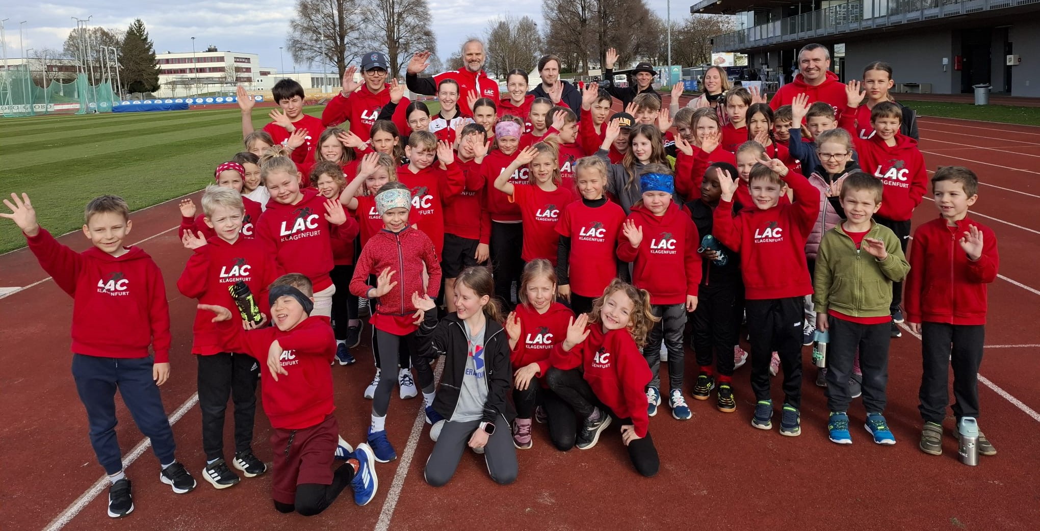 TeamKTTrainingsstartSchulkinderORF2025Stessl