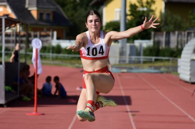 ElisabethBluchWeitFlug2rVillach2024MartinaAlbel