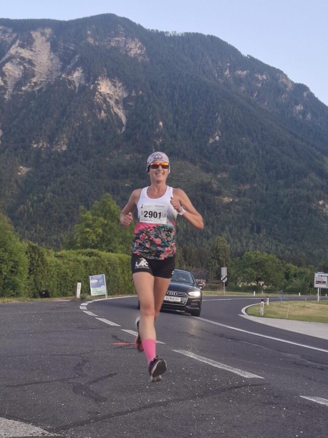 NadinKaziankaGallizienNachtlauf2025zVg