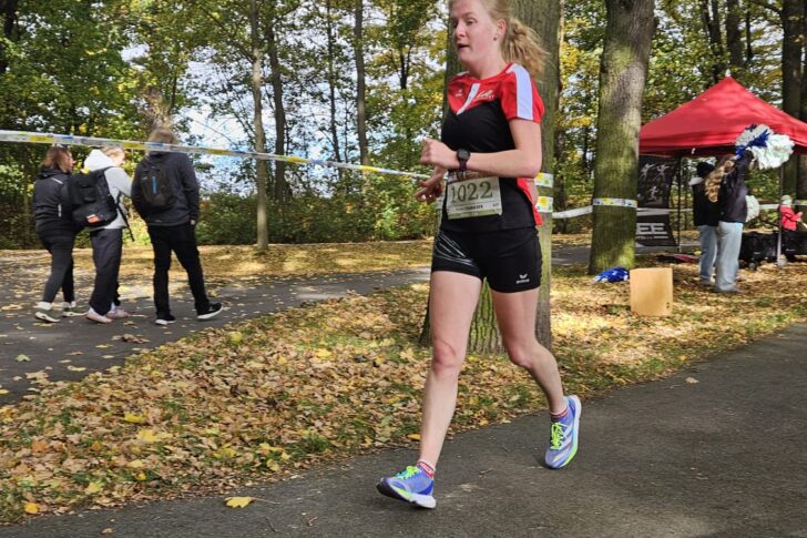 MarlenStaudacherGehen10kmZittau2025zVg