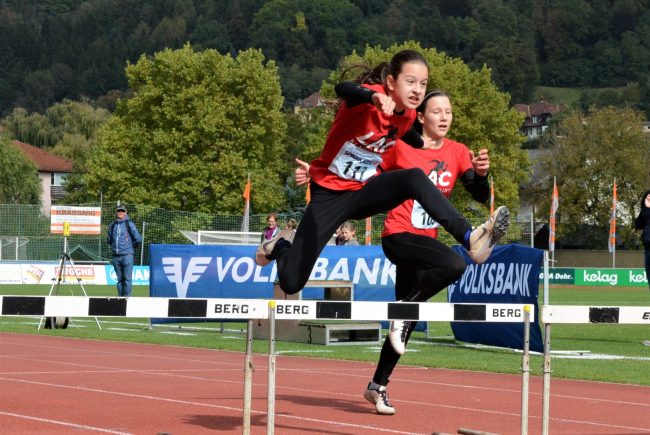 ElisabethGolgerLenaCidejHürden2019Golger