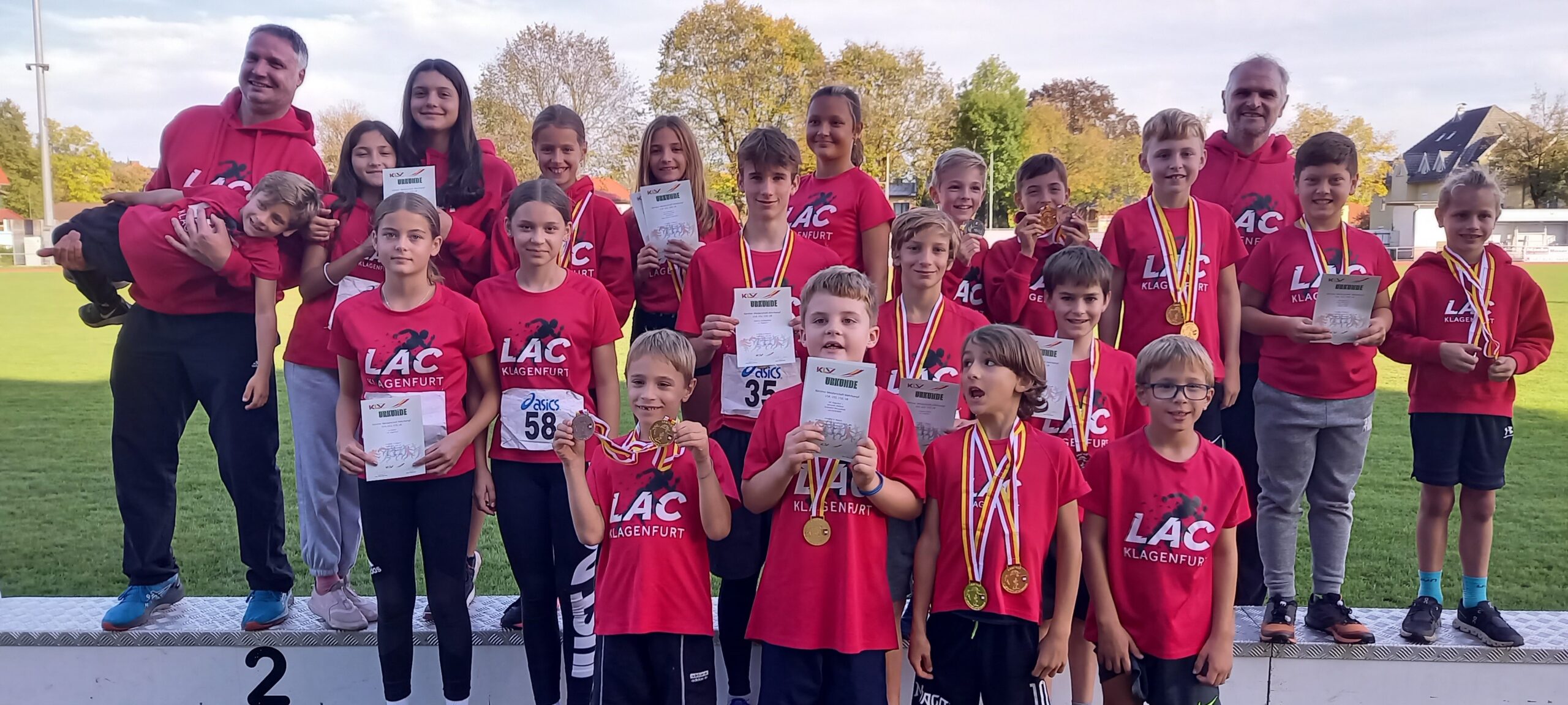 TeamKTKMSVillachCMedaillen2022Kury